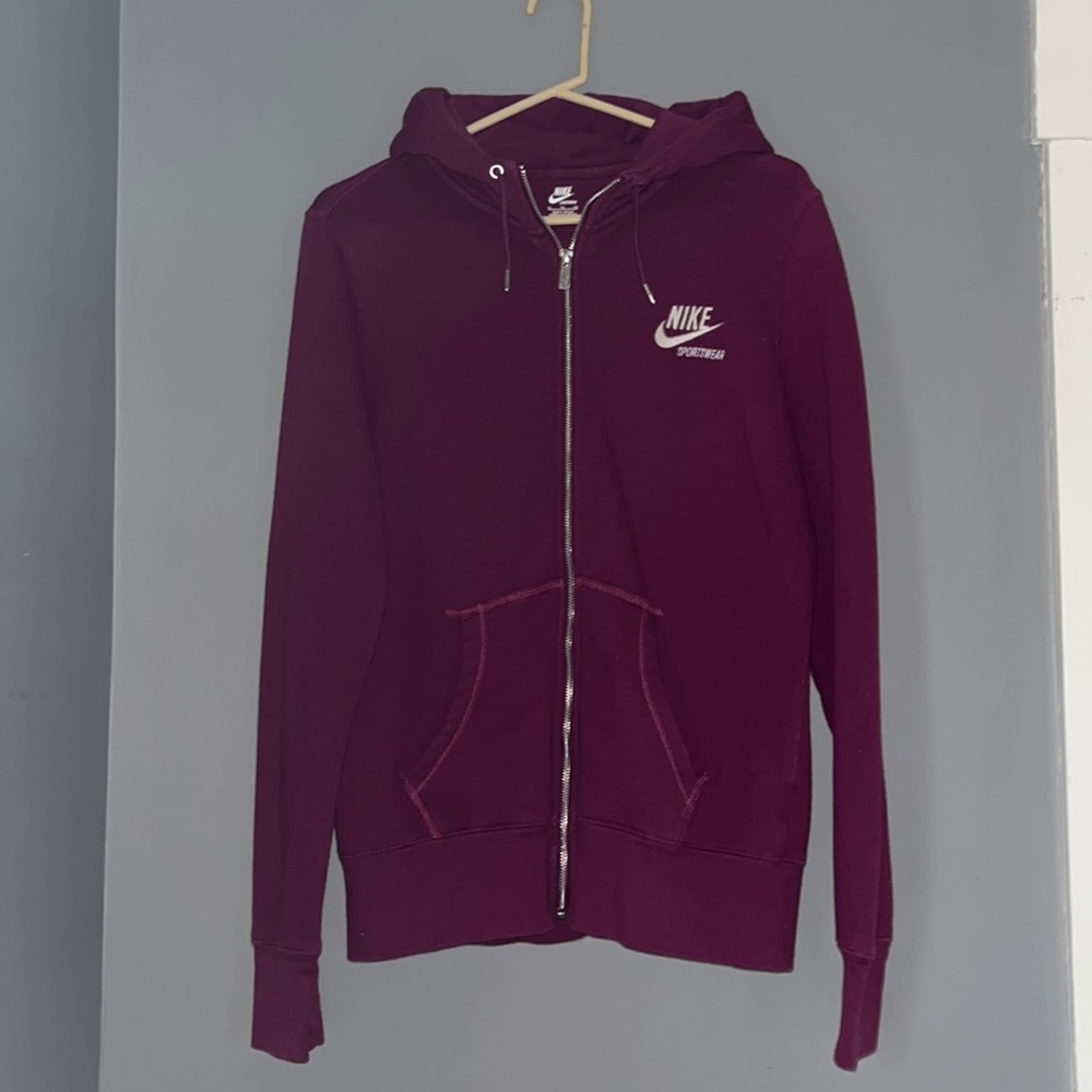 Nike sweatshirt